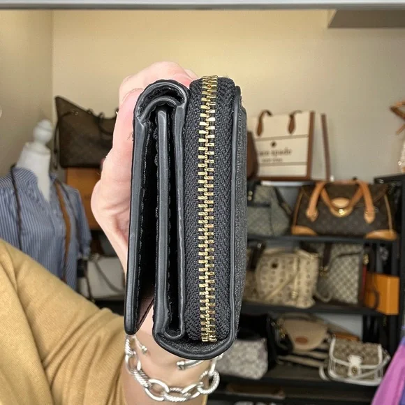 MICHAEL Michael Kors Compact Bifold Wallet with Zip Coin Pocket in Black/Gray - Picture 5 of 13